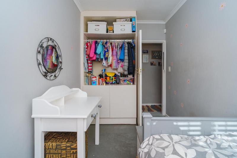 2 Bedroom Property for Sale in Harfield Village Western Cape